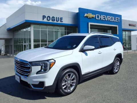 More photos of 2022 GMC Terrain SLT at Pogue Chevrolet, INC., KY