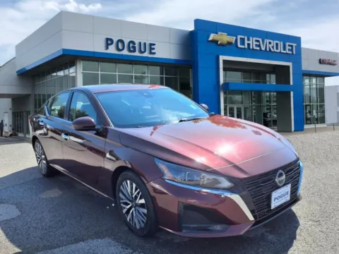 Red 2023 Nissan Altima 2.5 SV for sale in Powderly, KY