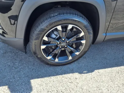 More photos of 2026 Chevrolet Equinox RS at Pogue Chevrolet, INC., KY