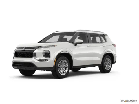 White 2024 Mitsubishi Outlander ES for sale in Powderly, KY
