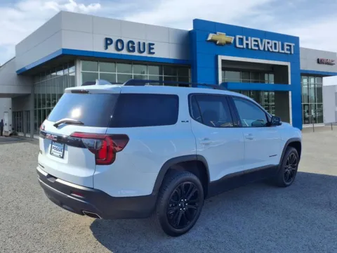 Photos of 2023 GMC Acadia SLE for sale in Powderly, KY at Pogue Chevrolet, INC.