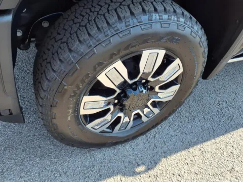 More photos of 2026 GMC Sierra 2500 HD Denali at Pogue Chevrolet, INC., KY