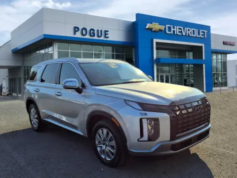 Silver 2024 Hyundai Palisade SEL for sale in Powderly, KY