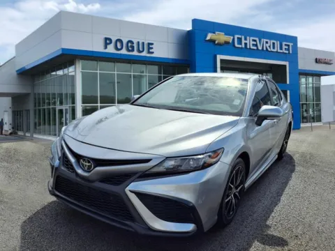 More photos of 2023 Toyota Camry SE at Pogue Chevrolet, INC., KY