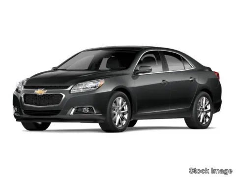White 2015 Chevrolet Malibu LT for sale in Powderly, KY