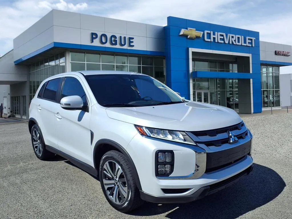 White 2022 Mitsubishi Outlander Sport 2.0 ES for sale in Powderly, KY