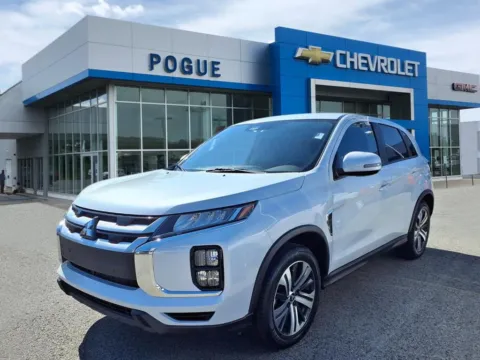 More photos of 2022 Mitsubishi Outlander Sport 2.0 ES at Pogue Chevrolet, INC., KY