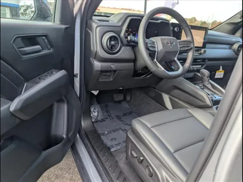 More photos of 2026 Chevrolet Colorado 4WD Trail Boss at Pogue Chevrolet, INC., KY