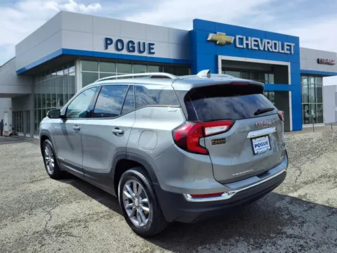 Another view of 2024 GMC Terrain SLT for sale in Powderly, KY at Pogue Chevrolet, INC.