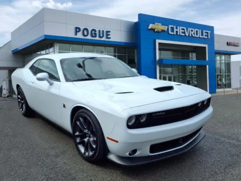 White 2023 Dodge Challenger R/T Scat Pack for sale in Powderly, KY