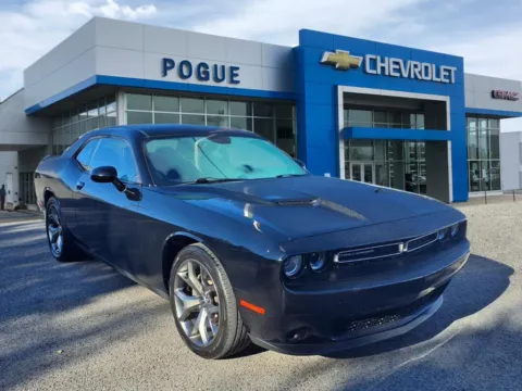 Black 2016 Dodge Challenger SXT for sale in Powderly, KY