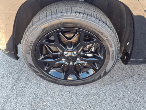 More photos of 2021 Jeep Grand Cherokee Limited X at Pogue Chevrolet, INC., KY