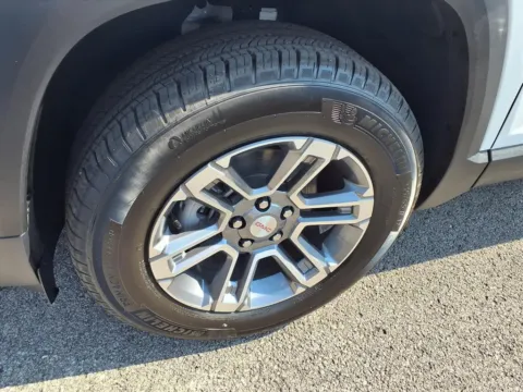 More photos of 2026 GMC Terrain FWD Elevation at Pogue Chevrolet, INC., KY