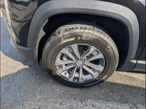 More photos of 2026 Chevrolet Equinox FWD LT at Pogue Chevrolet, INC., KY