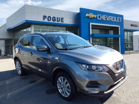 Gray 2022 Nissan Rogue Sport SV for sale in Powderly, KY