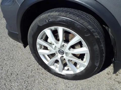 More photos of 2022 Nissan Rogue Sport SV at Pogue Chevrolet, INC., KY