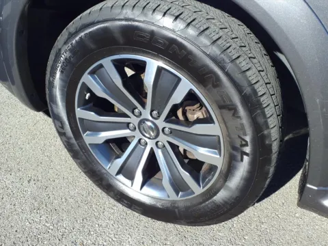 More photos of 2019 Nissan Armada SL at Pogue Chevrolet, INC., KY