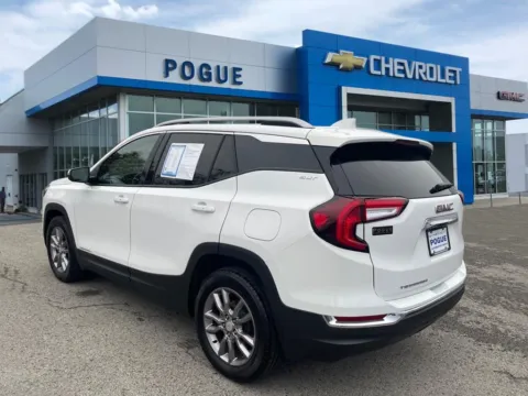 Another view of 2024 GMC Terrain SLT for sale in Powderly, KY at Pogue Chevrolet, INC.