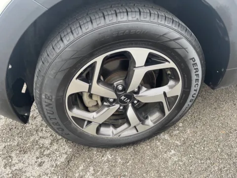 More photos of 2021 Kia Sportage LX at Pogue Chevrolet, INC., KY