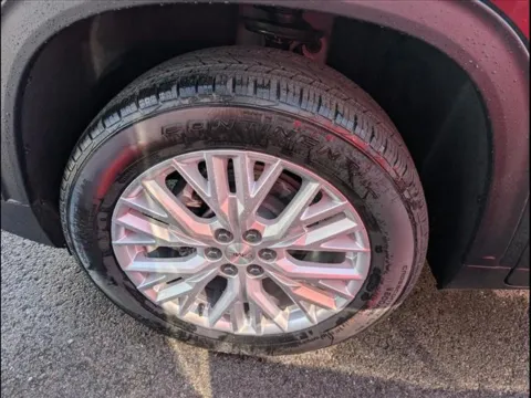 More photos of 2026 GMC Acadia FWD Elevation at Pogue Chevrolet, INC., KY