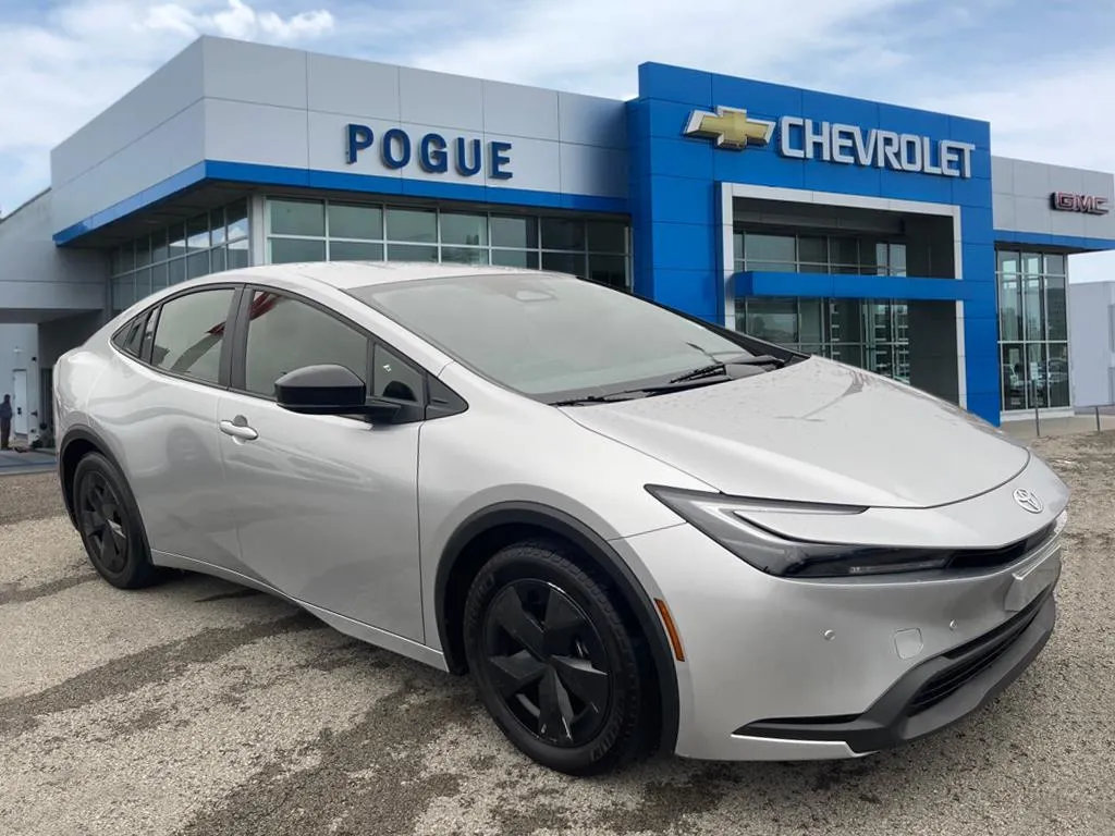 Silver 2025 Toyota Prius LE for sale in Powderly, KY