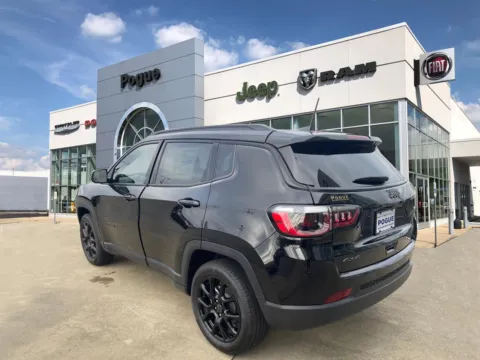 Another view of 2026 Jeep Compass COMPASS LATITUDE ALTITUDE 4X4 for sale in Powderly, KY at Pogue Chrysler Dodge Jeep RAM FIAT
