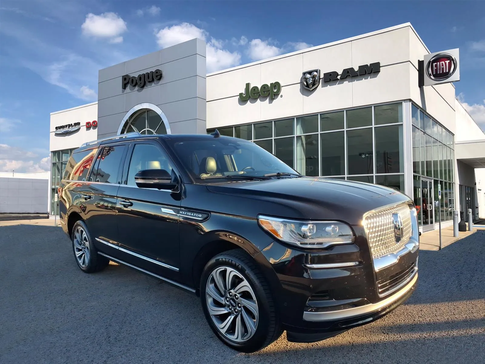 Black 2024 Lincoln Navigator Reserve for sale in Powderly, KY