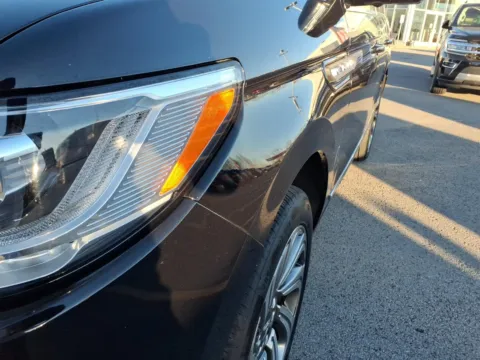 More photos of 2024 Lincoln Navigator Reserve at Pogue Chrysler Dodge Jeep RAM FIAT, KY