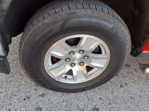 More photos of 2017 Chevrolet Silverado 1500 LT at Pogue Chrysler Dodge Jeep RAM FIAT, KY