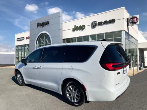 Another view of 2026 Chrysler Pacifica PACIFICA SELECT for sale in Powderly, KY at Pogue Chrysler Dodge Jeep RAM FIAT