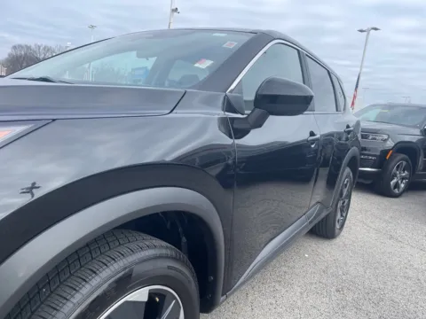 More photos of 2024 Nissan Rogue SV at Pogue Chrysler Dodge Jeep RAM FIAT, KY