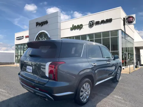 Photos of 2025 Hyundai Palisade SEL for sale in Powderly, KY at Pogue Chrysler Dodge Jeep RAM FIAT