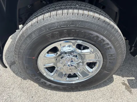 More photos of 2026 RAM 2500 TRADESMAN CREW CAB 4X4 6'4' BOX at Pogue Chrysler Dodge Jeep RAM FIAT, KY