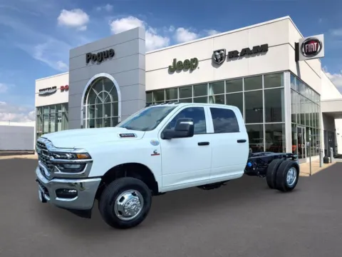 More photos of 2026 RAM 3500 TRADESMAN CREW CAB CHASSIS 4X4 60' CA at Pogue Chrysler Dodge Jeep RAM FIAT, KY