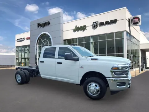 White 2026 RAM 3500 TRADESMAN CREW CAB CHASSIS 4X4 60' CA for sale in Powderly, KY