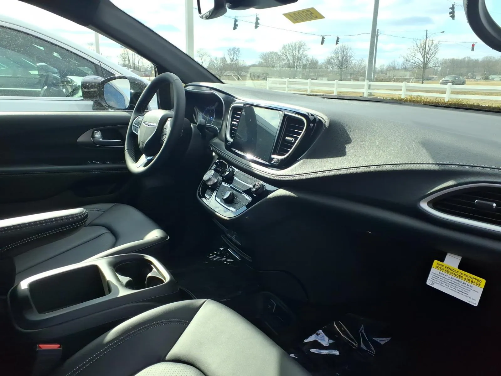 2026 Chrysler Pacifica Select - Photo 20