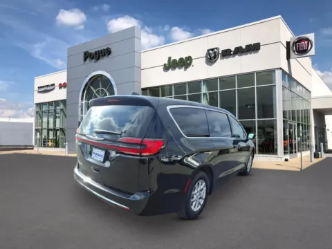 Photos of 2026 Chrysler Pacifica PACIFICA SELECT for sale in Powderly, KY at Pogue Chrysler Dodge Jeep RAM FIAT