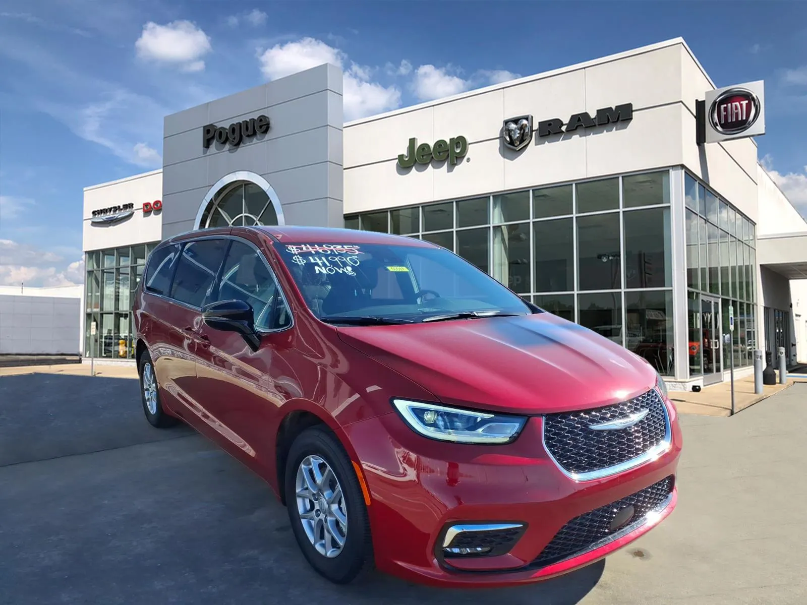 Red 2026 Chrysler Pacifica PACIFICA SELECT for sale in Powderly, KY