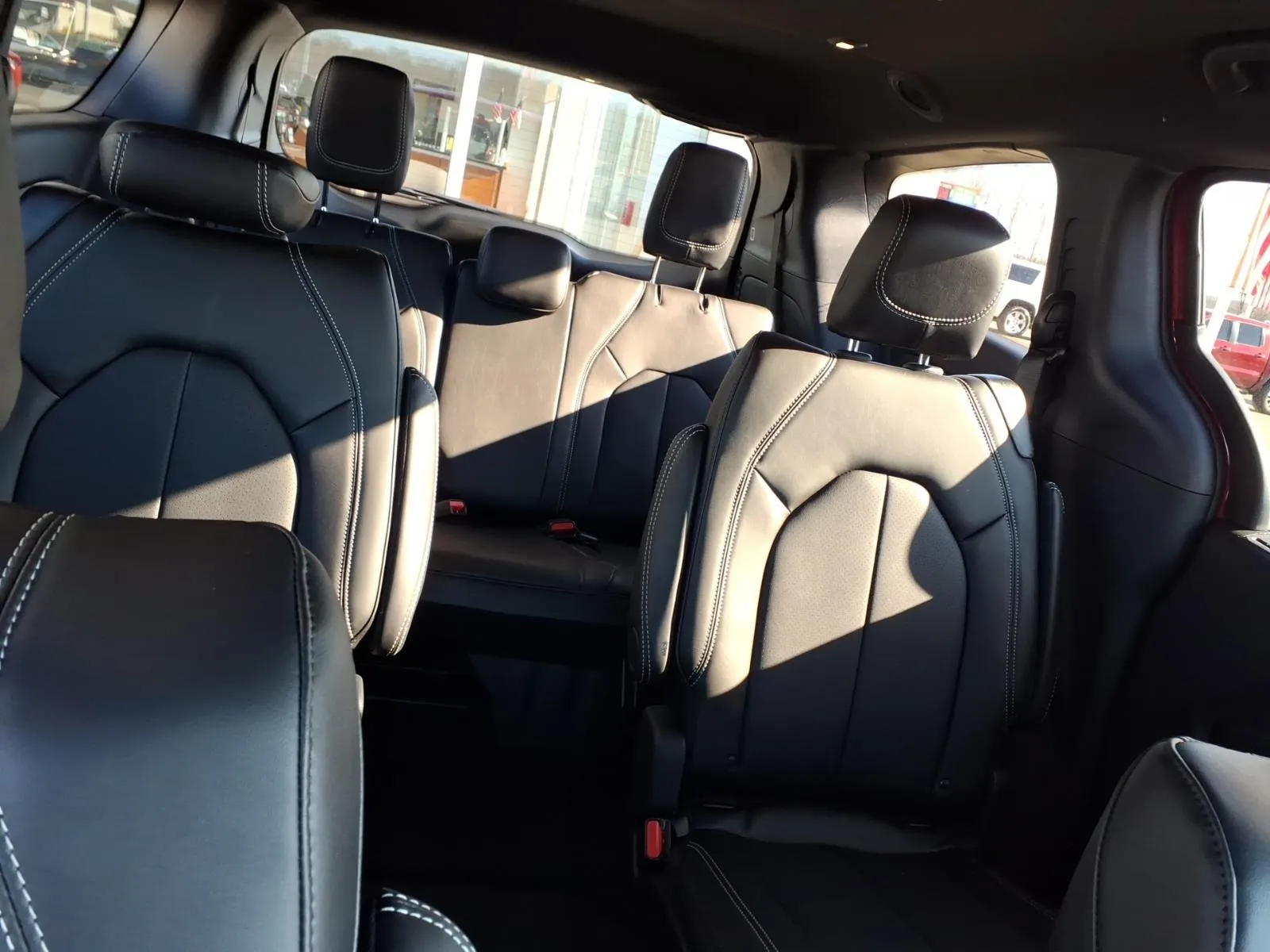 2026 Chrysler Pacifica Select - Photo 21