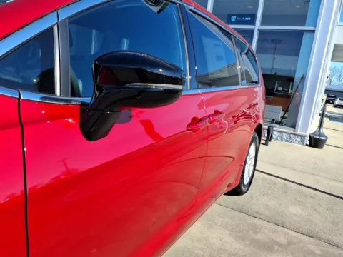 More photos of 2026 Chrysler Pacifica PACIFICA SELECT at Pogue Chrysler Dodge Jeep RAM FIAT, KY