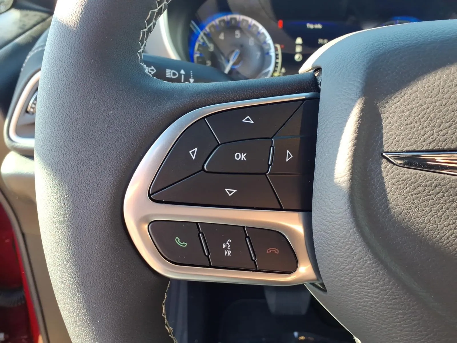 2026 Chrysler Pacifica Select - Photo 8