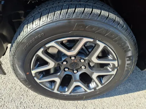 More photos of 2026 RAM 1500 LARAMIE CREW CAB 4X4 5'7' BOX at Pogue Chrysler Dodge Jeep RAM FIAT, KY