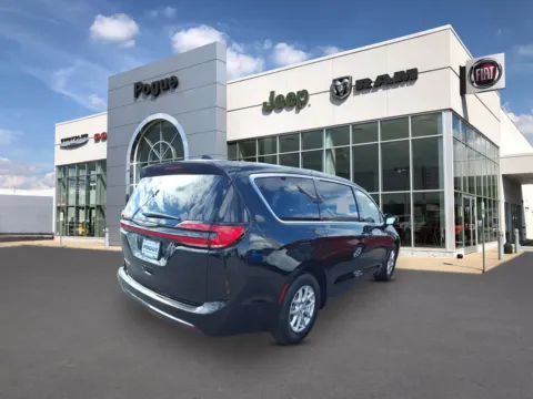 Photos of 2026 Chrysler Pacifica PACIFICA SELECT for sale in Powderly, KY at Pogue Chrysler Dodge Jeep RAM FIAT