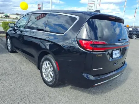 Another view of 2026 Chrysler Pacifica PACIFICA SELECT for sale in Powderly, KY at Pogue Chrysler Dodge Jeep RAM FIAT