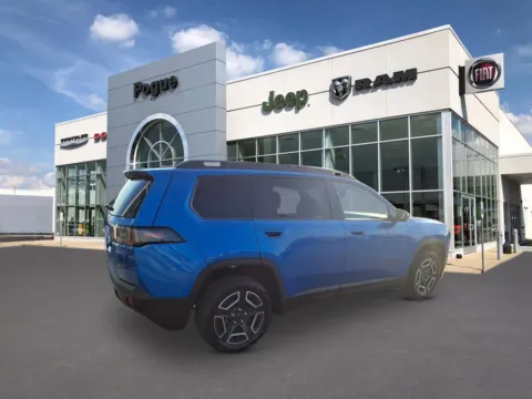 Photos of 2026 Jeep Cherokee CHEROKEE LIMITED 4X4 for sale in Powderly, KY at Pogue Chrysler Dodge Jeep RAM FIAT