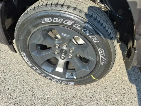 More photos of 2026 RAM 1500 EXPRESS CREW CAB 4X4 5'7' BOX at Pogue Chrysler Dodge Jeep RAM FIAT, KY