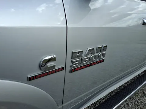 More photos of 2018 Ram 3500 Laramie at Pogue Chrysler Dodge Jeep RAM FIAT, KY