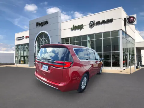 Photos of 2026 Chrysler Pacifica PACIFICA SELECT for sale in Powderly, KY at Pogue Chrysler Dodge Jeep RAM FIAT