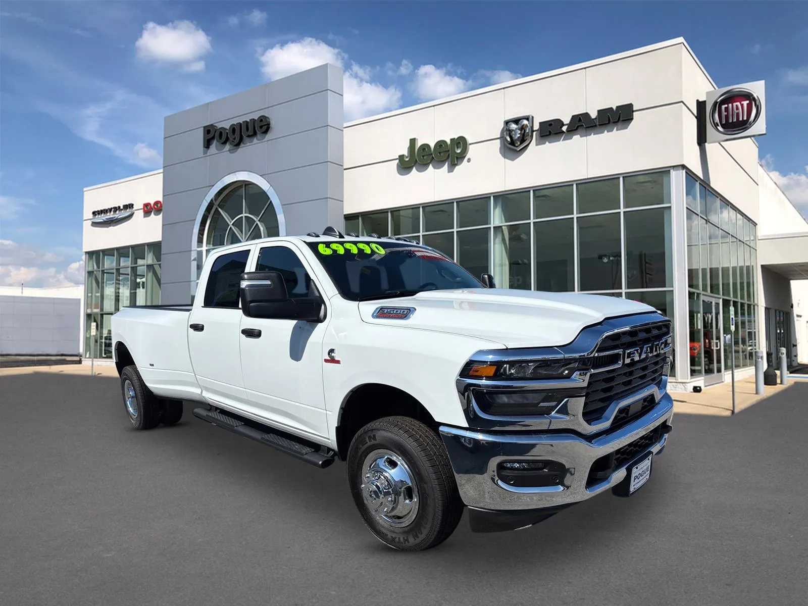 White 2026 RAM 3500 TRADESMAN CREW CAB 4X4 8' BOX for sale in Powderly, KY