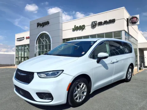 More photos of 2023 Chrysler Pacifica Touring L at Pogue Chrysler Dodge Jeep RAM FIAT, KY